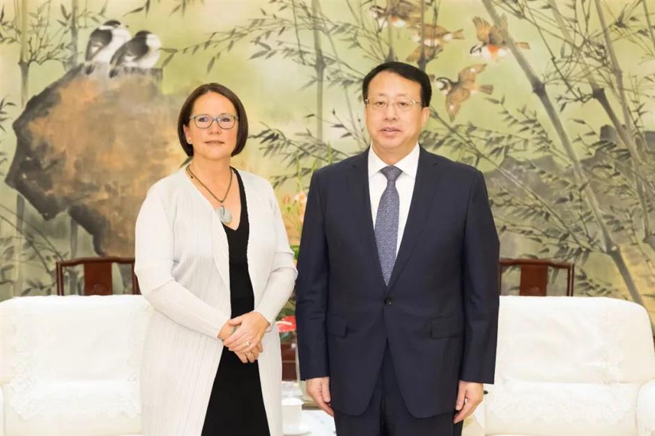 Shanghai Mayor meets with Luxembourg Minister of Finance to deepen cooperation in finance