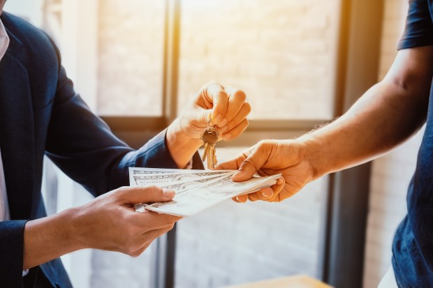 Intro 360, or the Fairness in Apartment Rental Expenses (FARE) Act, would require broker fees to be paid by whoever hired the agent typically the landlord but would not cap or eliminate the fees. (Shutterstock)